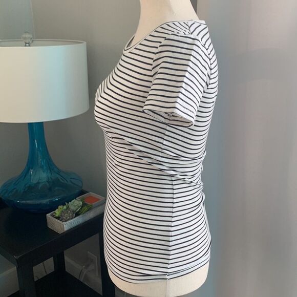 H&M Divided Black & white striped short sleeve tee sz XS - Picture 4 of 7